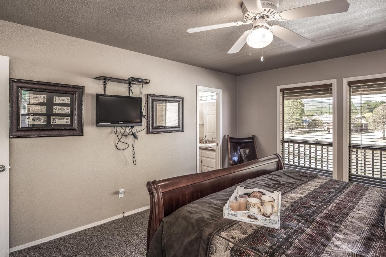 Bogie, 5 Bedrooms, Pool Table, Hot Tub, WiFi, Sleeps 12 Ruidoso Buitenkant foto